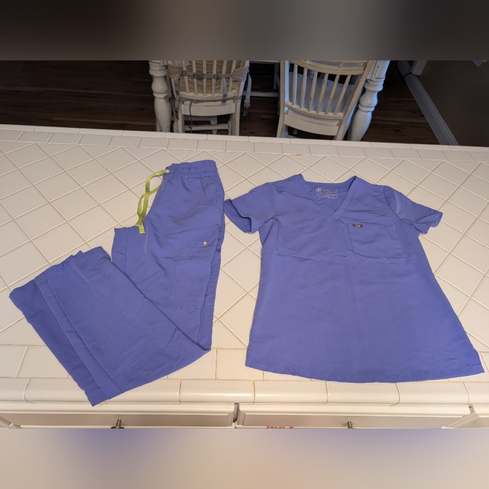 Purple Figs Scrub Set